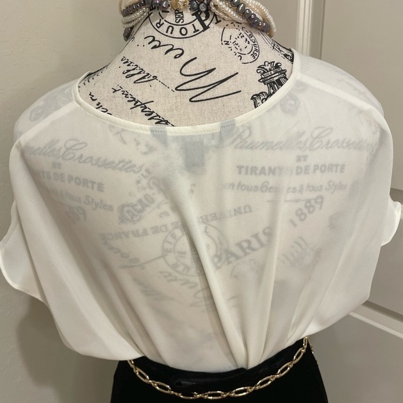 Ralph Lauren Women's Cream soft blouse - Picture 3 of 10